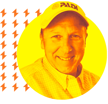 Adam St. George - Gründer von Angry Orange, der seine Marke an den Amazon Aggregator Thrasio verkauft hat.
